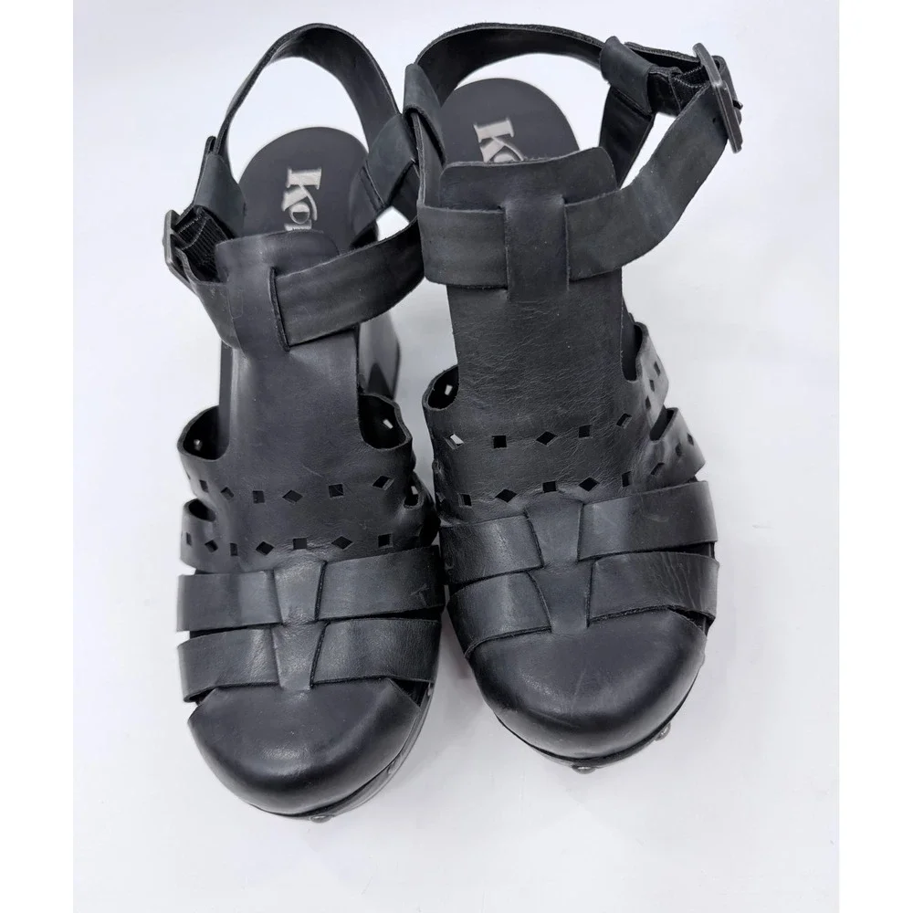 Korks Platform Sandals Womens 8 Black Leather Studded Wood Heel